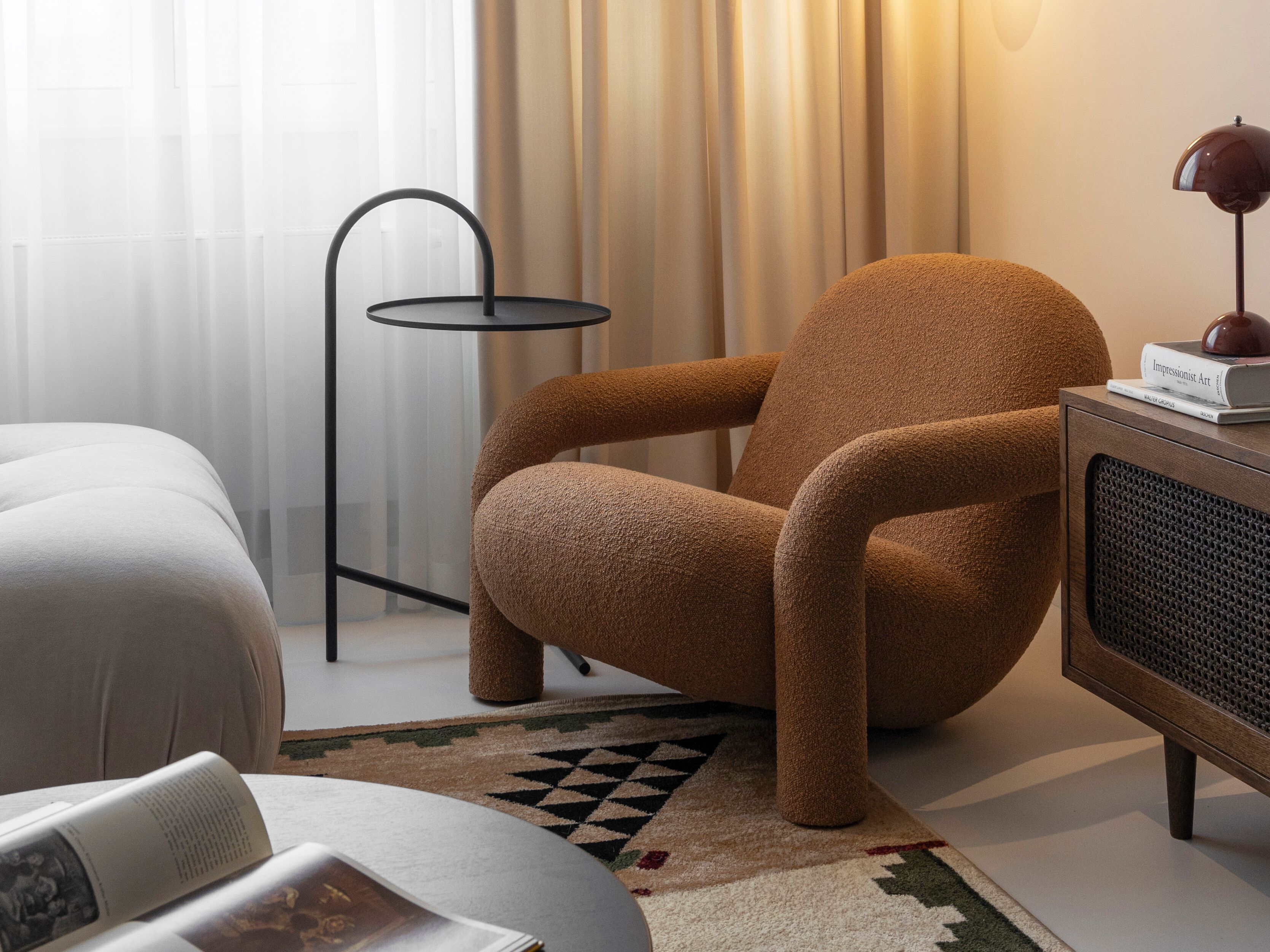 Тканевое кресло с подлокотниками DIZA Gspot ARCH-00132184