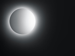 Круглое зеркало со встроенным освещением