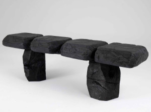 Дубовая скамья