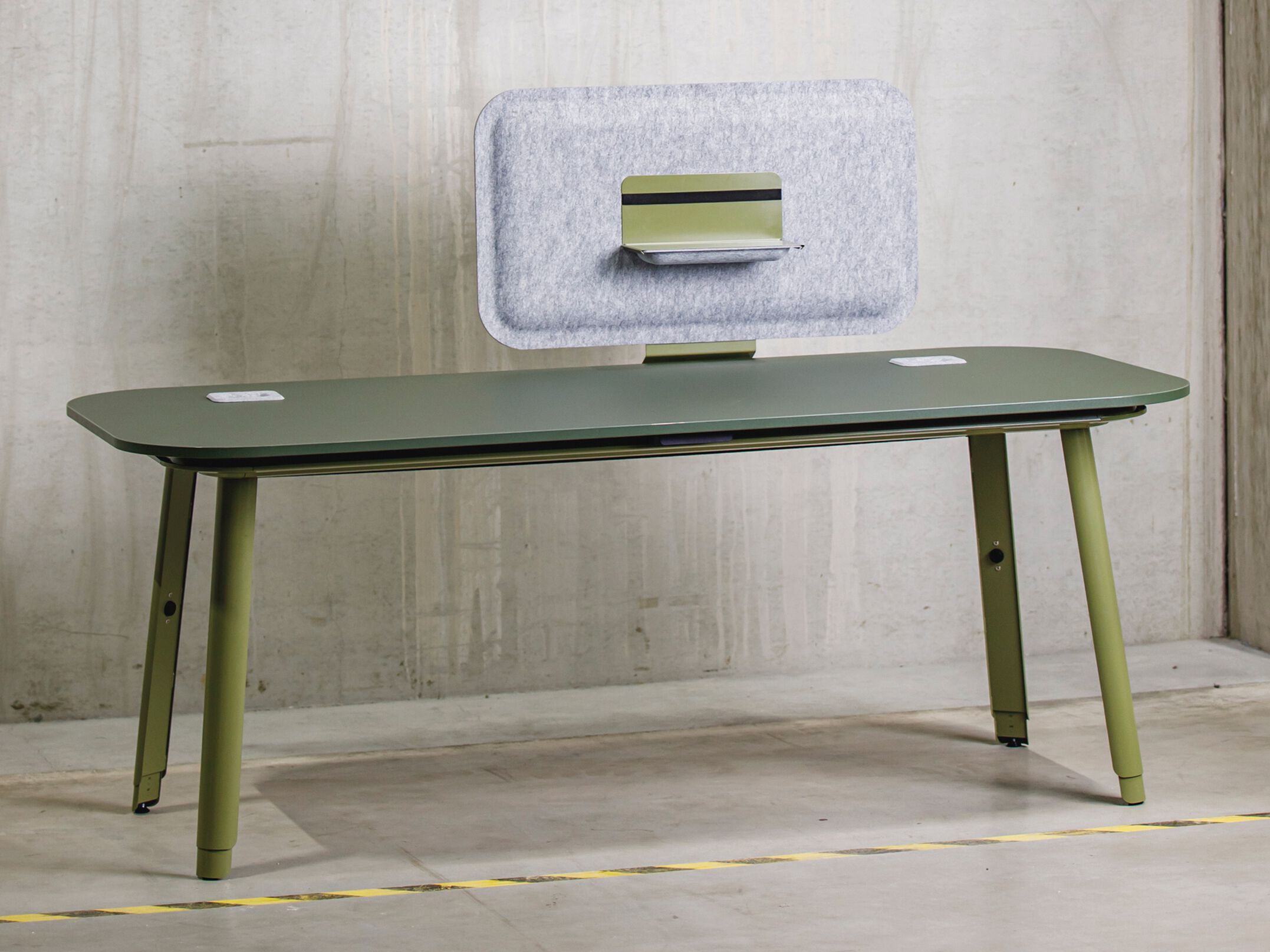 Прямоугольный стол REISS REISS Trailo® ARCH-00071597