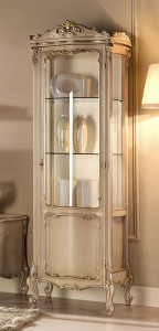 Витрина  GUERRA VANNI 2208