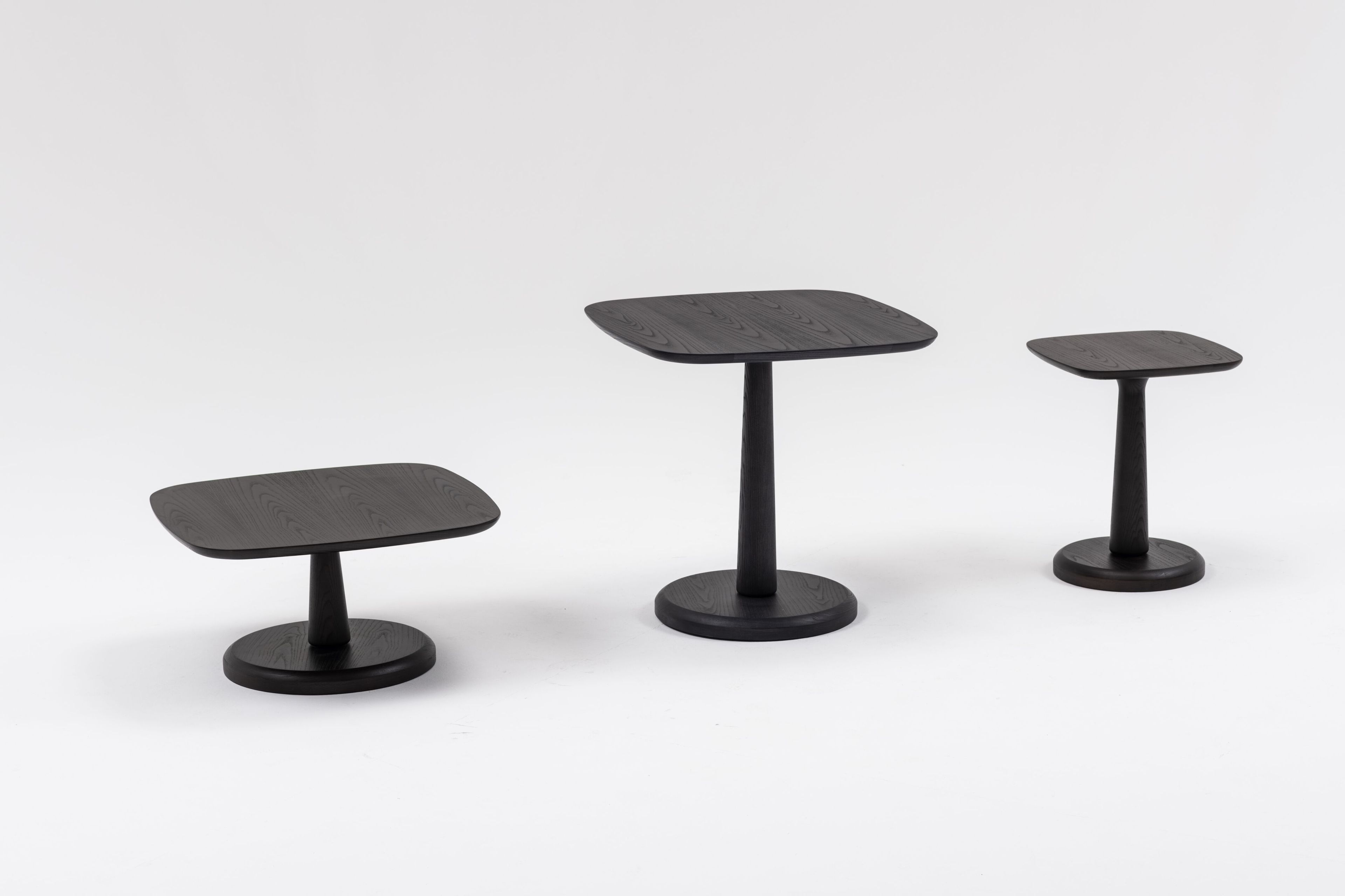 Высокий квадратный деревянный журнальный столик Papell Design Squarez ARCH-00051814 - Вид №1