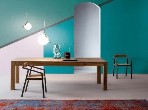 Devina Nais Раздвижной обеденный стол из массива дерева