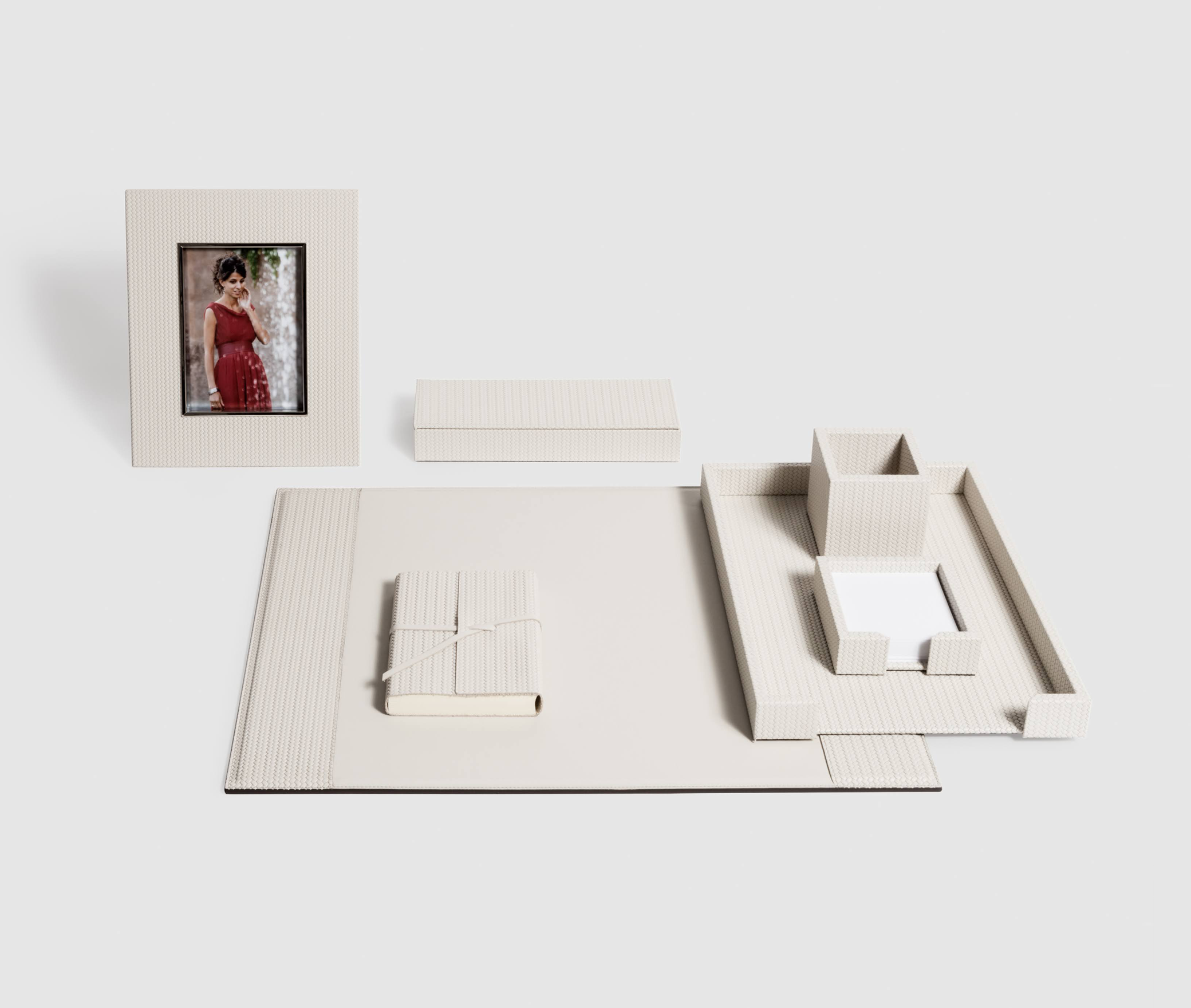 Поднос для писем - 35X26,5XH4 см / зернистая кожа_coffee Pinetti 00.0339.029.015 - Вид №3