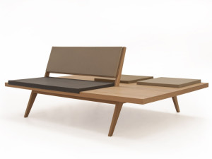 Деревянная скамья и QM Foam со спинкой