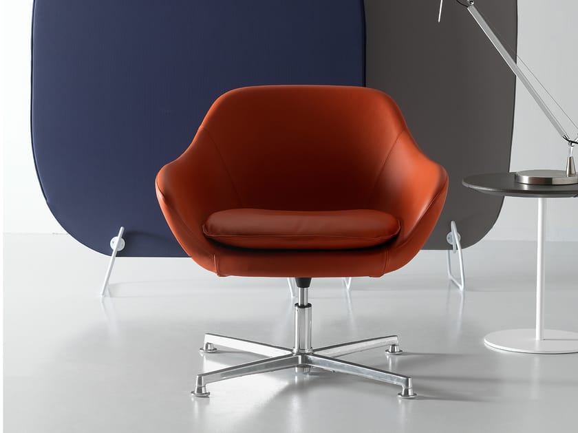 Кожаное вращающееся кресло с подлокотниками Quinti Sedute Manta ARCH-00084149