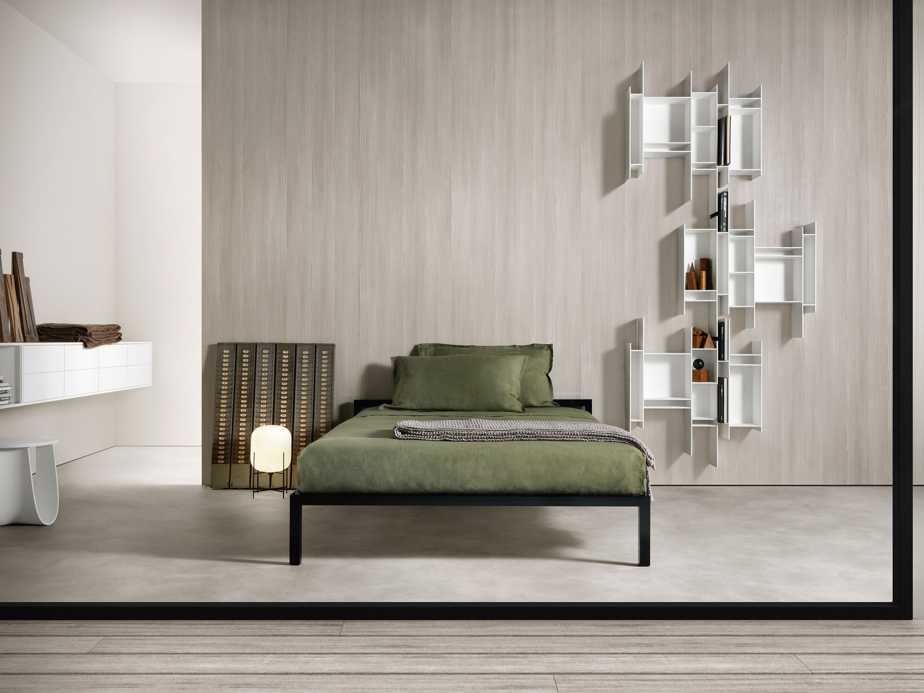 Алюминиевая односпальная кровать MDF Italia ALUMINIUM BED ARCH-00134128 - Вид №1