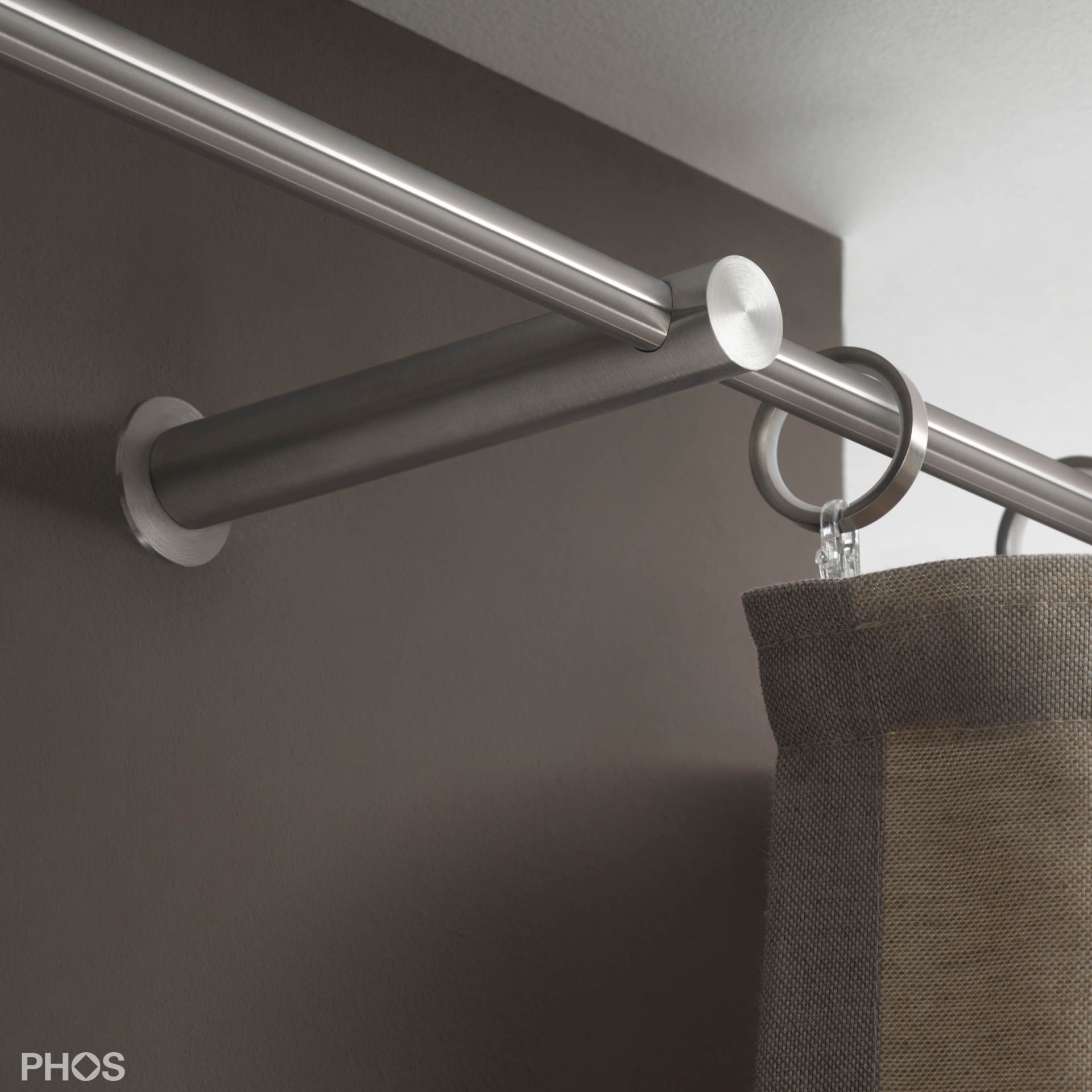 VS20-140-2400 Комплект карнизов: 240 см с 2 держателями и 1 держателем для карниза в качестве центральной опоры (большое расстояние от стены) PHOS  - Вид №2