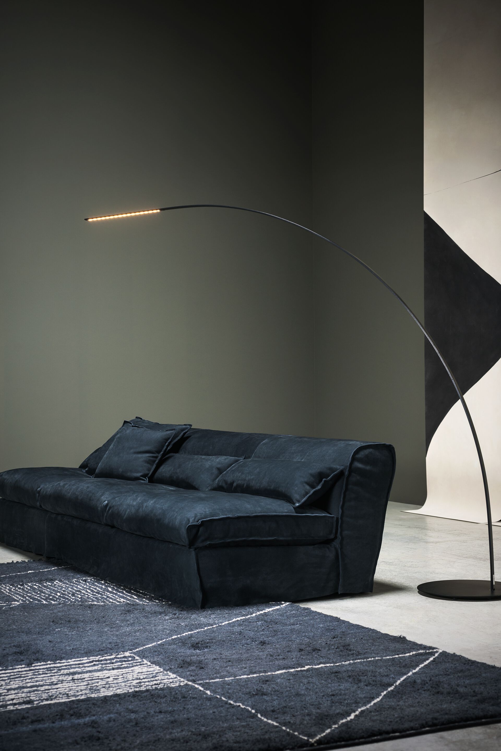 Кожаный линейный диван Baxter Housse ARCH-00110982 - Вид №1