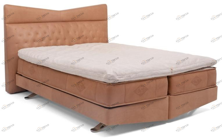 de Sede Двуспальная кровать с мягким изголовьем sun-id-1360539