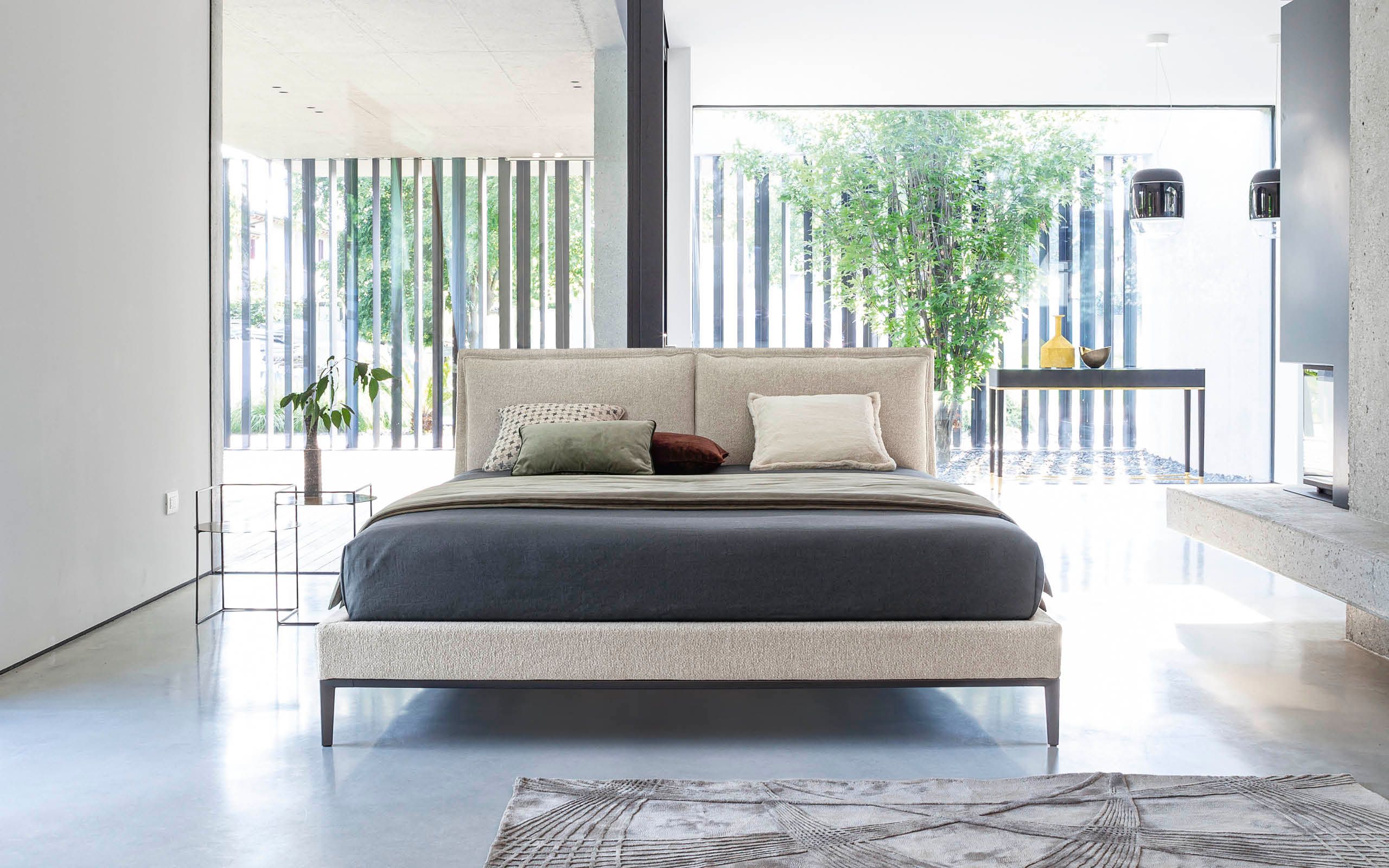 Кожаная двуспальная кровать с мягким изголовьем Twils пентхаус ARCH-00118007 - Вид №6