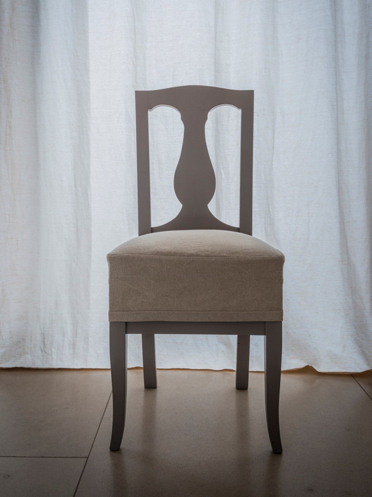 Деревянный стул с тканевым сиденьем Deodara Giuliana ARCH-00019111 - Вид №1