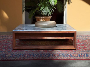 Низкий квадратный журнальный столик из мрамора bardiglio