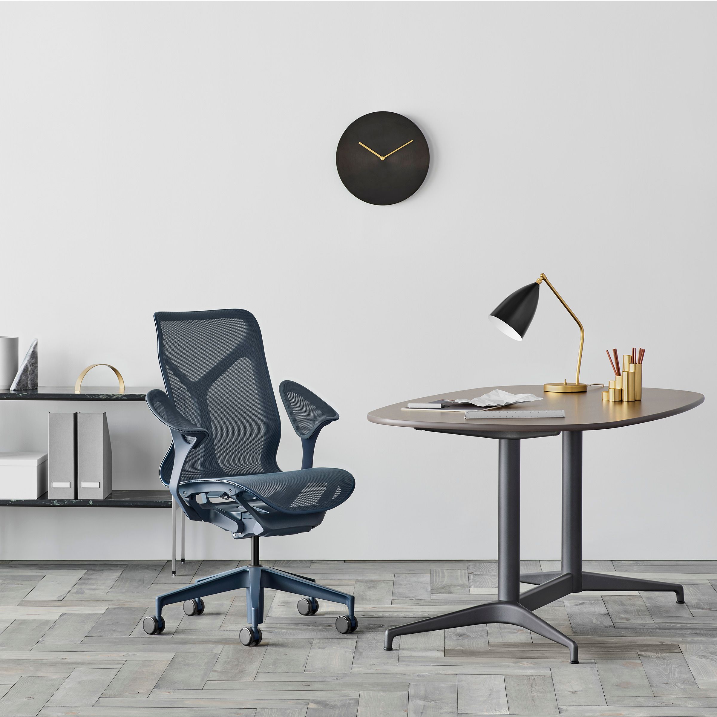 Эргономичный операционный офисный стул Herman Miller Cosm ARCH-00133299 - Вид №9