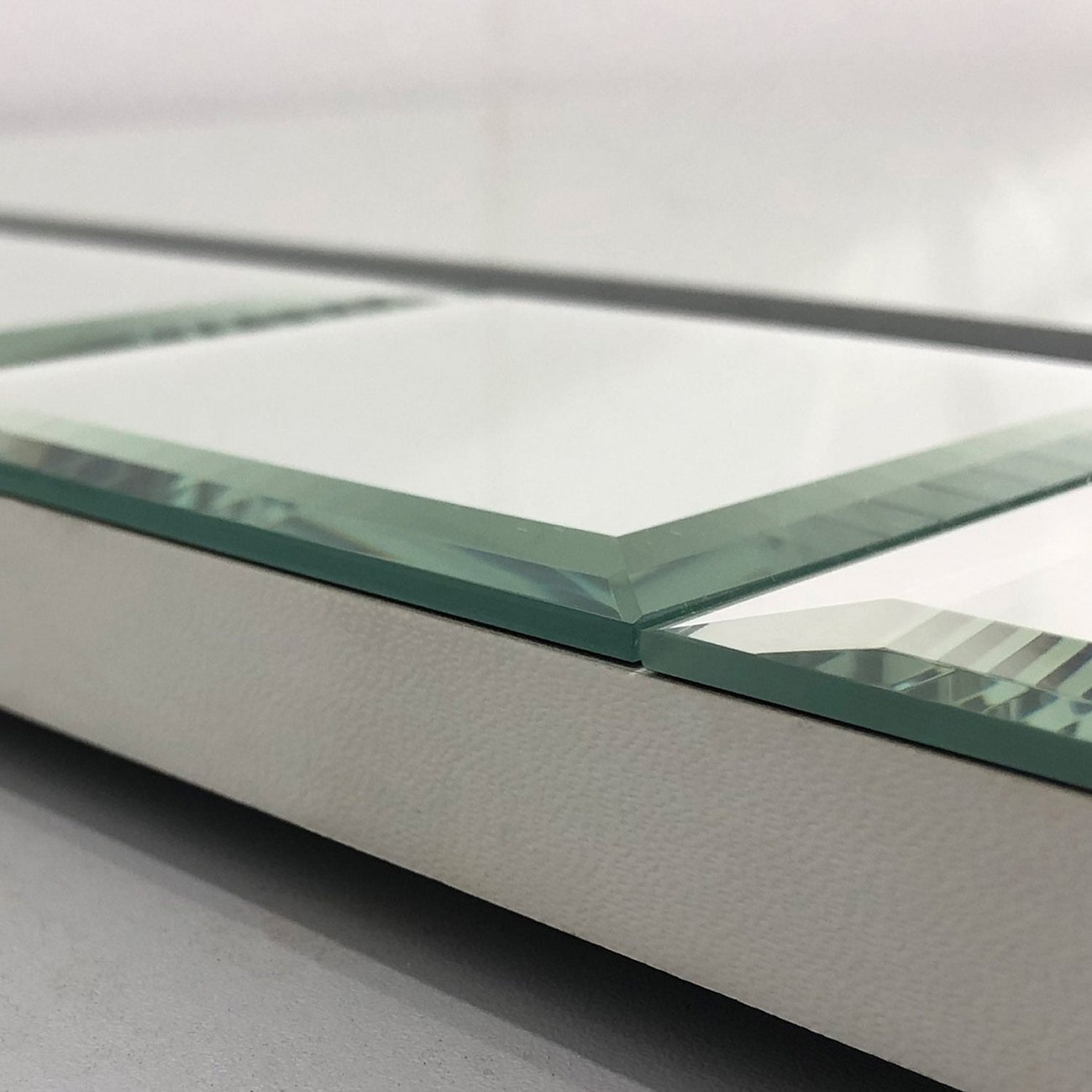 Зеркало венецианское с фацетом "Трэнди-1" GRAUM ДИЗАЙНЕРСКИЕ 304110 Зеркальный  - Вид №2