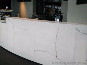 PyraSied Барная стойка в декопьетре © Decopietra©