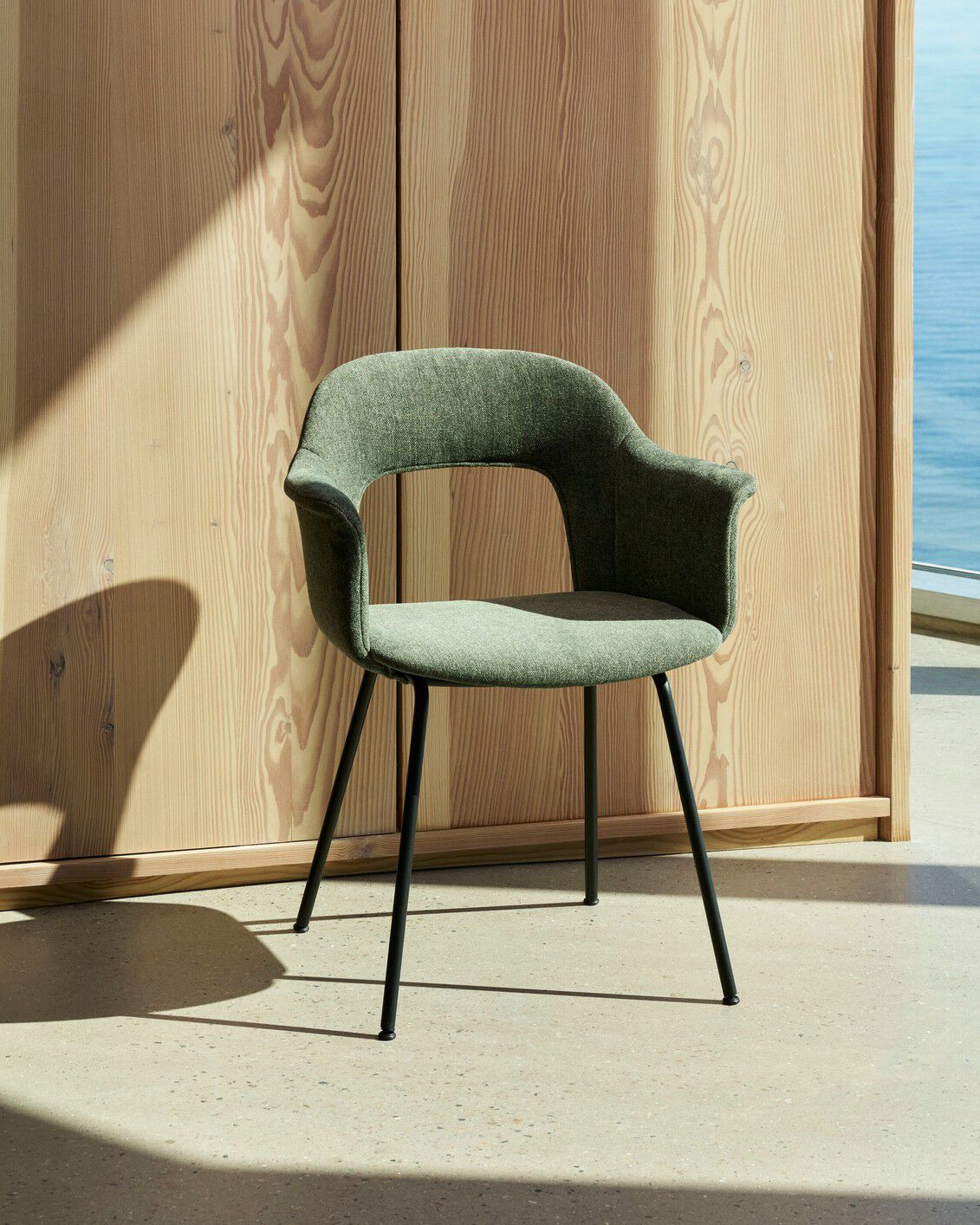 Полипропиленовый стул с подлокотниками с открытой спинкой Hay макет ARCH-00062765 - Вид №50