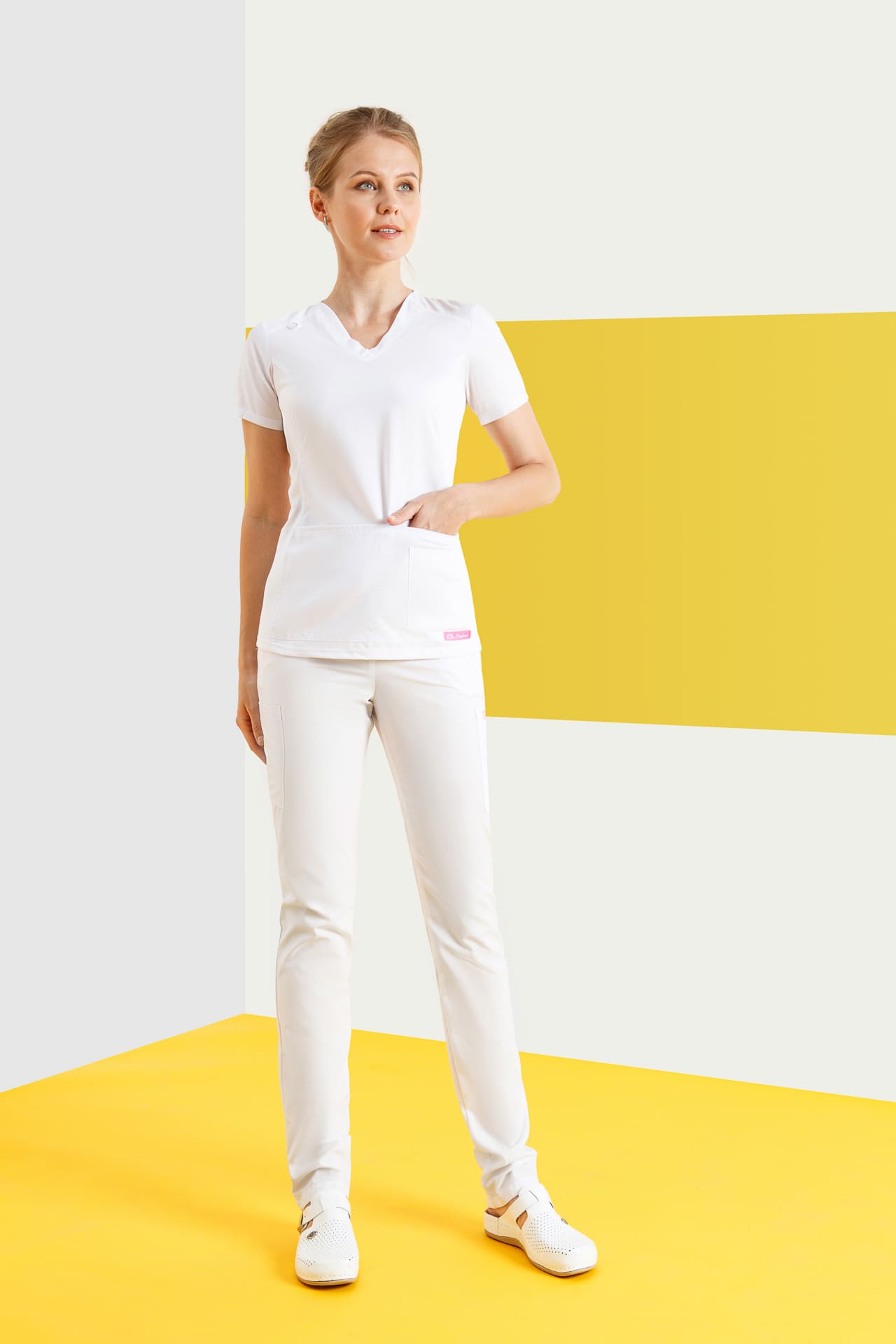 67978 Блузка женская WHITE (белый) GVENN  Медицинская одежда  размер 42 (XS)  - Вид №3