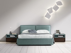 Двуспальная кровать из ткани