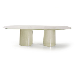 Запеченный стеклянный обеденный стол