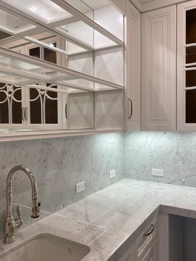 Martini Interiors Кухня на заказ из массива дерева с островком с ручками Bakersfiel sun-id-1405032 - Вид №3