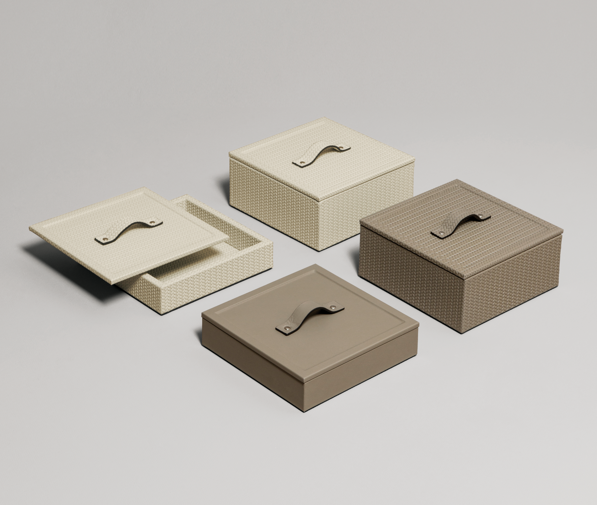 Квадратная коробка Mati - 17,5X17,5XH4 см / зернистая кожа_coffee Pinetti 00.1157.029.015 - Вид №2