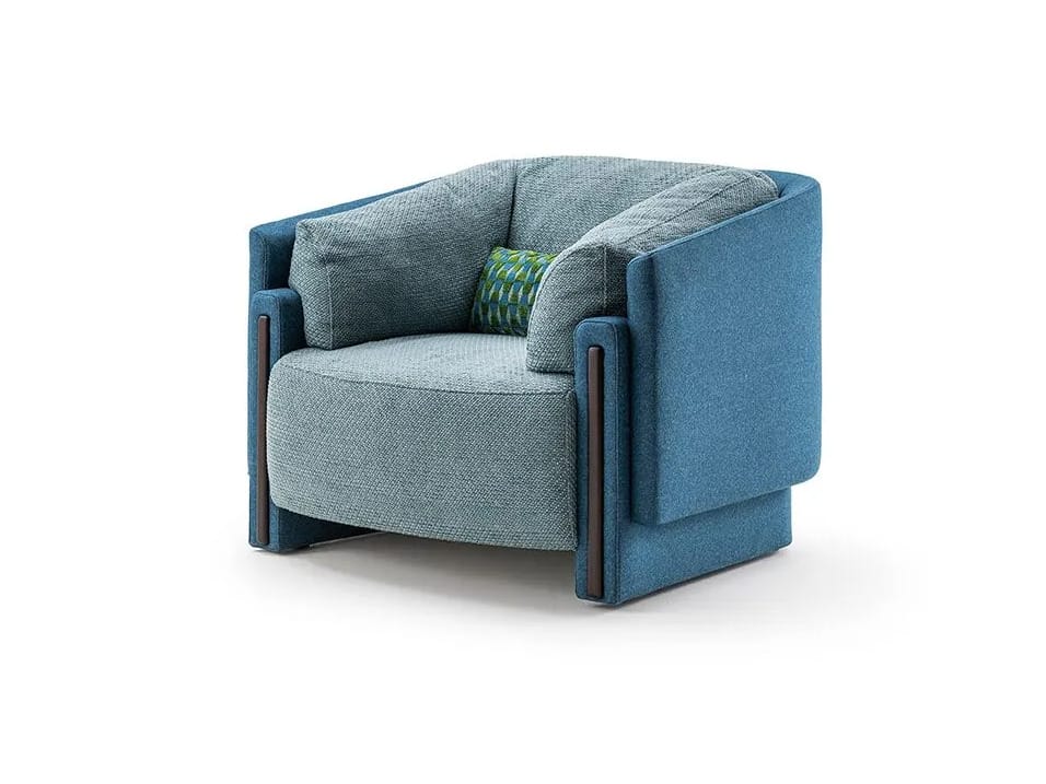 Кресло из кожи или ткани с деталями из орехового дерева Turri Веста ARCH-00103977