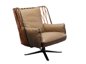 Кожаное вращающееся кресло с подлокотниками