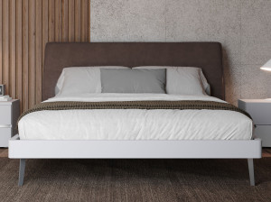 Деревянная двуспальная кровать-контейнер с мягким изголовьем