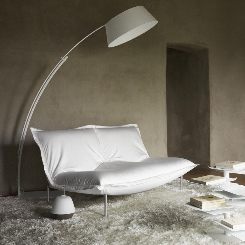 Ligne Roset Дуговая лампа со стальным основанием и абажуром из хлопка  10071910-10071911  - Вид №3