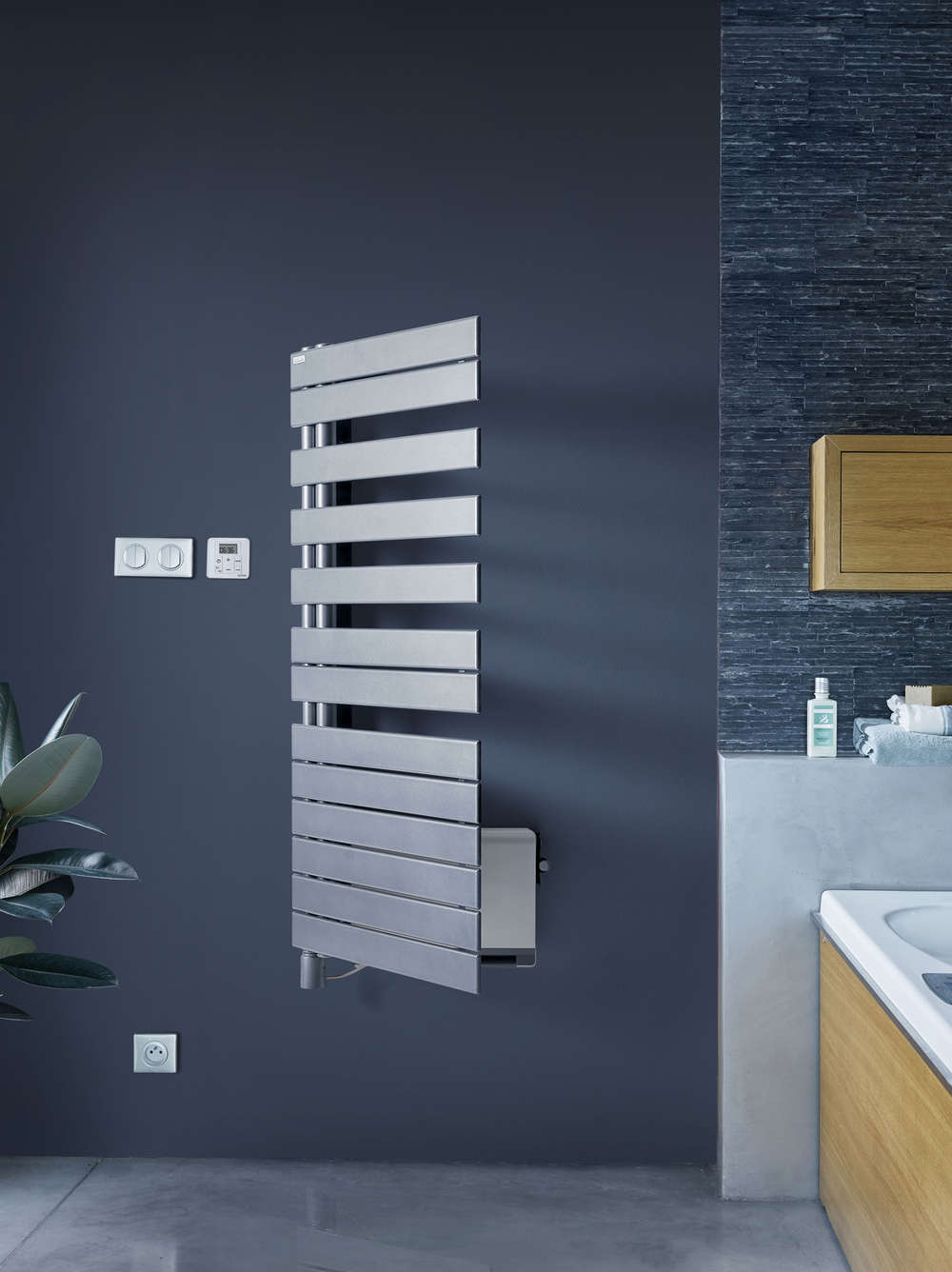 Электрический радиатор TXCL050-055IFS Régate Twist +Air, pivot à gauche (Avec soufflant) Acova 874  - Вид №1