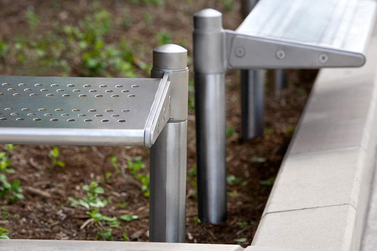 FSRT89 Сидение для транзита  Forms-surfaces  - Вид №4