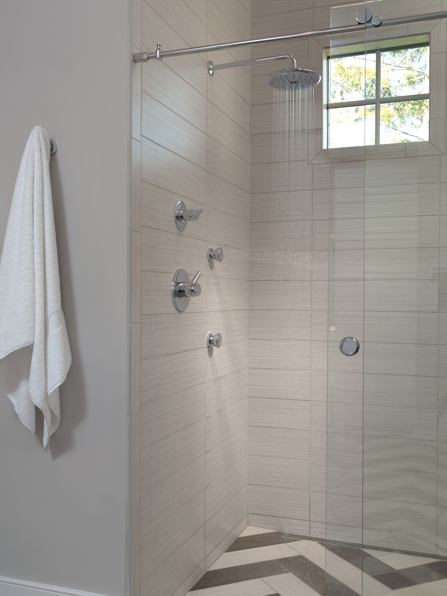 50102 Спрей для тела для поверхностного монтажа Delta Faucet Delta Хром - Вид №13