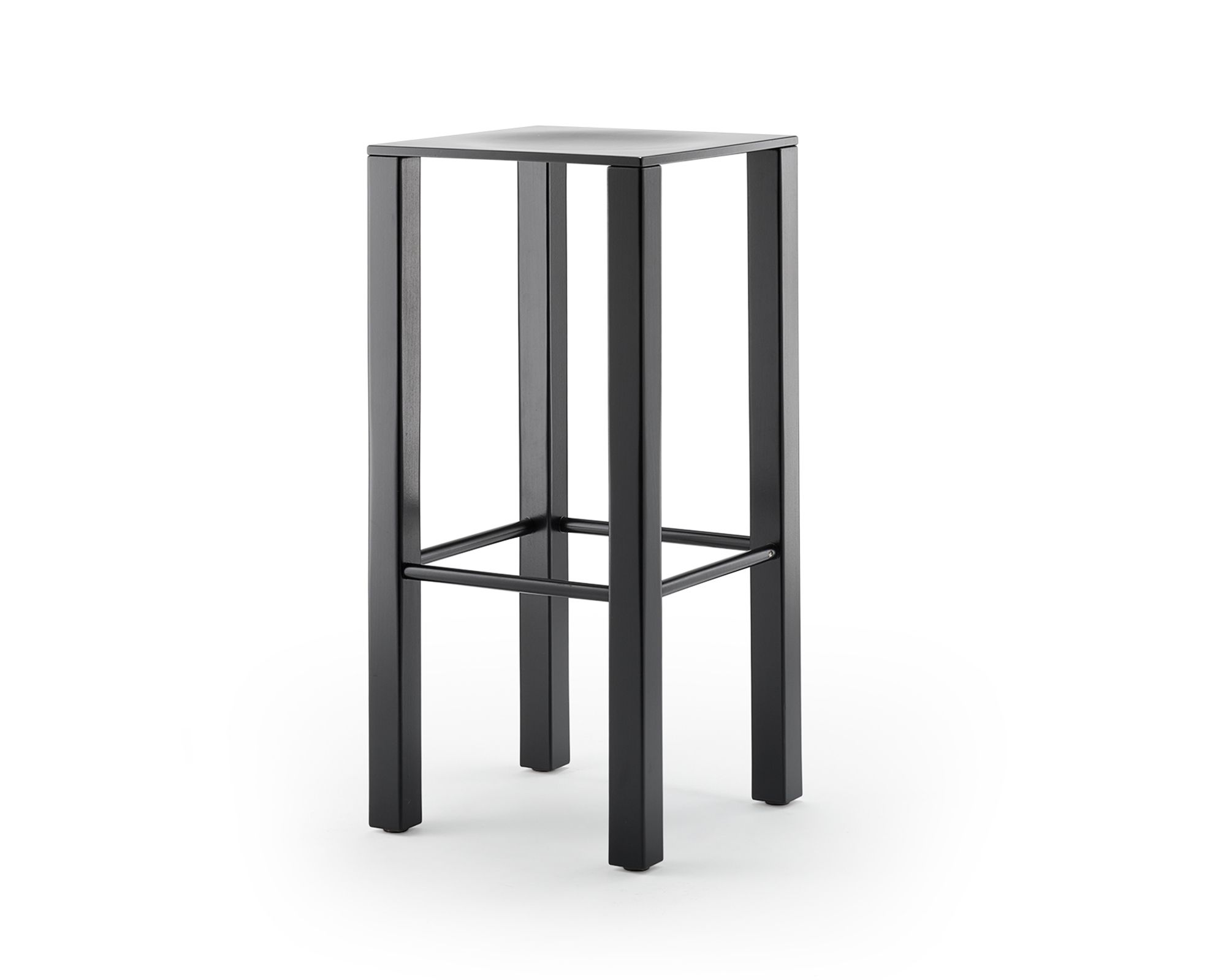 Высокий стул из массива дерева с подставкой для ног SCHNEEWEISS interior Елена ARCH-00014053