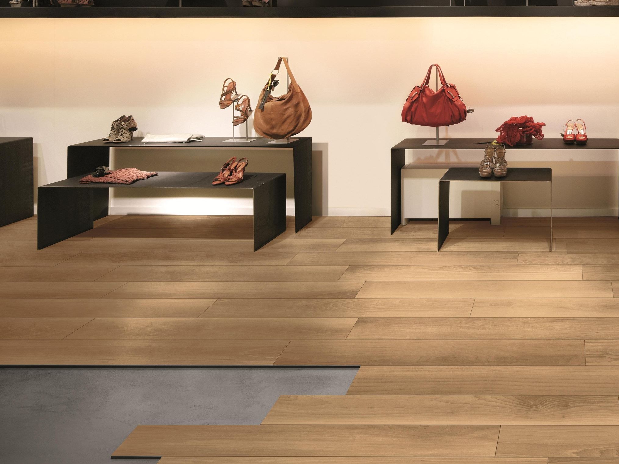 Самоклеящийся противоскользящий пол из керамогранита Ceramiche Caesar AEXACTA ARCH-00035804