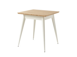 Стальной и деревянный квадратный обеденный стол