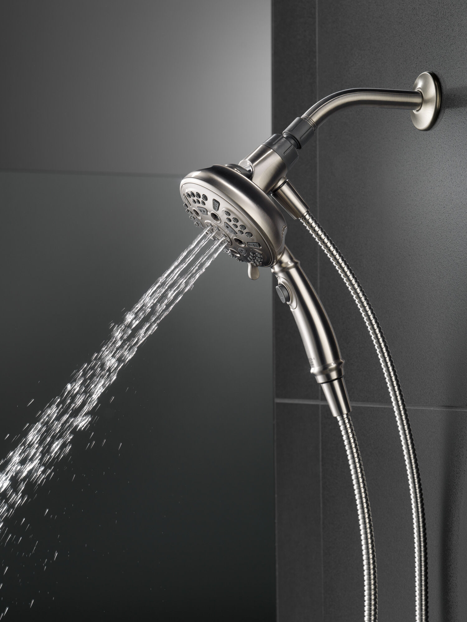 75506SN Ручной душ SureDock ™ с 7 настройками Delta Faucet DELTA Матовый никель Spotshield - Вид №12