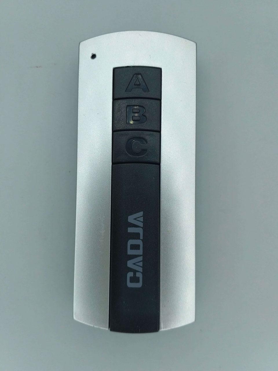 Подвесной светодиодный светильник Omnilux Sennori OML-46803-105 OMNILUX ДИЗАЙНЕРСКИЕ, SENNORI 200610 Хром  - Вид №1