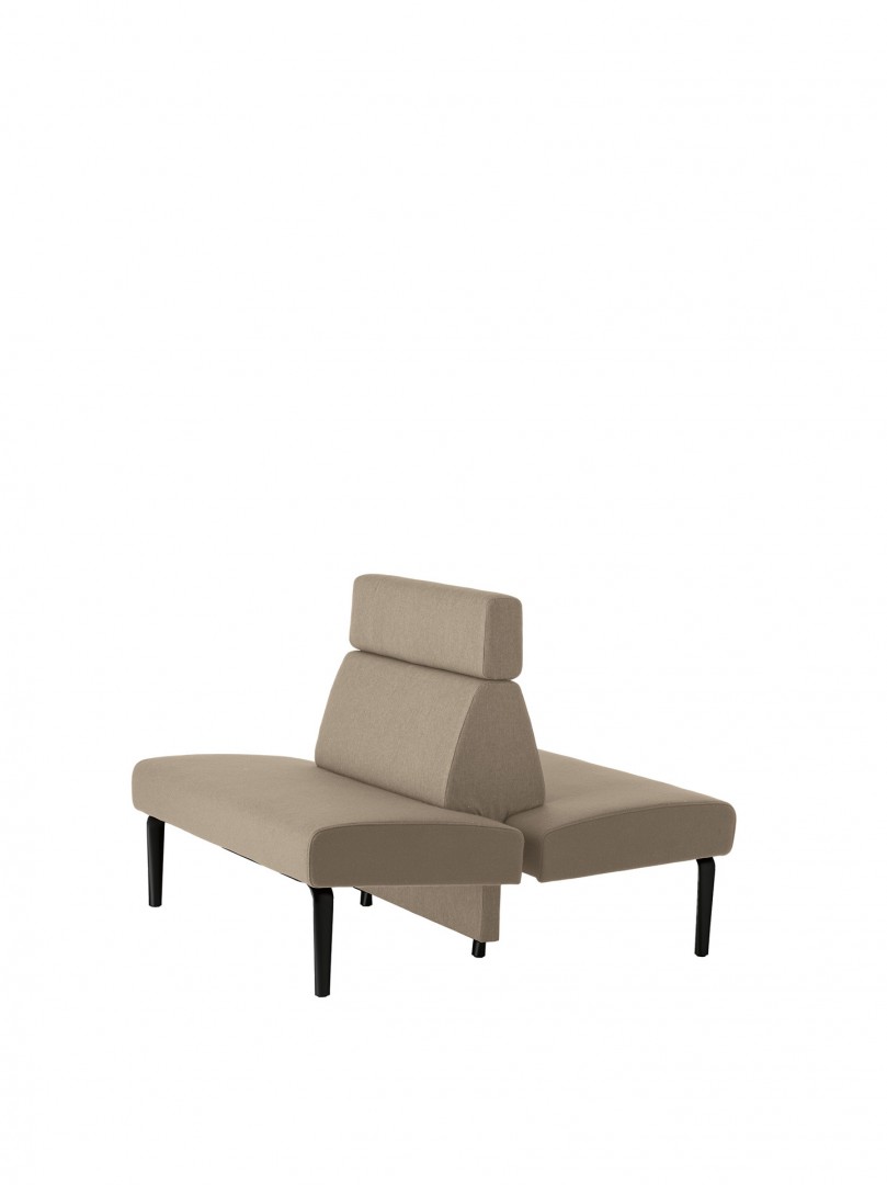 Ambit 1057 Модульная система сидений. Мягкое сиденье и спинка. Ножки из литого алюминия. Линейное модульное сиденье L 120 см и спинка L 80 см, спинка H 98 см. Двусторонняя версия. Et al. Ambit