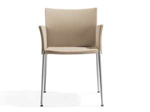 Тканевый стул с подлокотниками