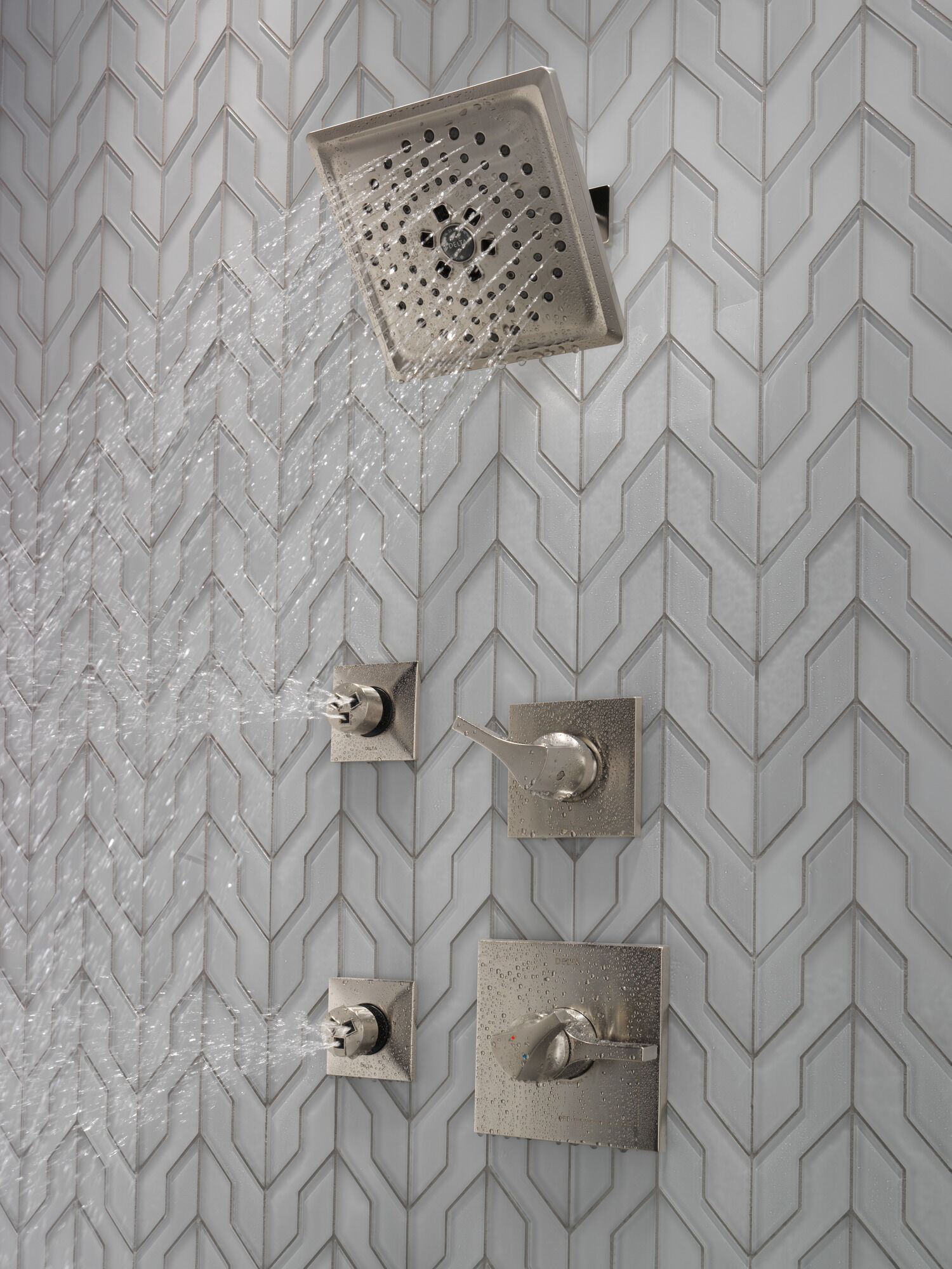 HydraChoice® Body Spray - H2Okinetic® Успокаивающая насадка-спрей Delta Faucet SH5003-SS - Вид №42