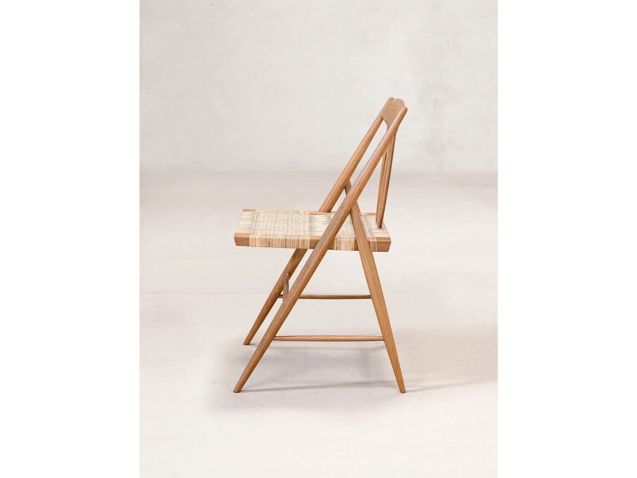 Стул из тикового дерева Phantom Hands Нитьян Унникришнан ARCH-00067938 - Вид №4