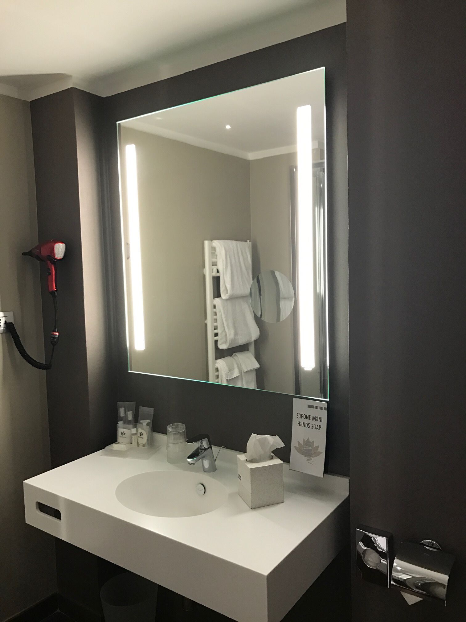 Квадратное зеркало со встроенным настенным освещением Spekkio Star LED ARCH-00021603 - Вид №1