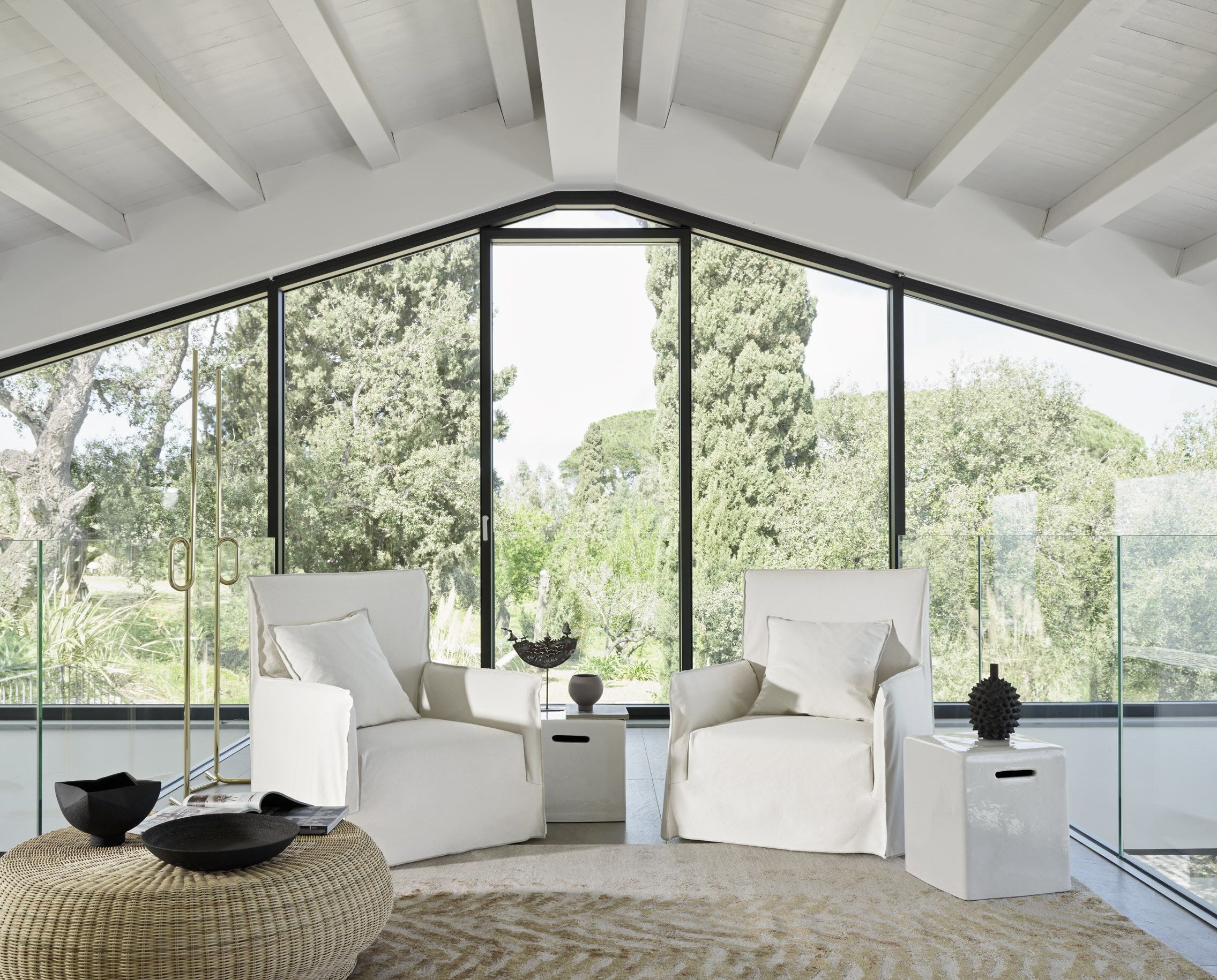 Низкий круглый журнальный столик из медуллина Gervasoni Bell + Bubble + Coral ARCH-00055100 - Вид №5