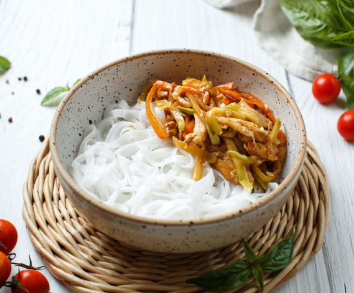 6882 Курица по-тайски Вкусляндия  - Вид №1