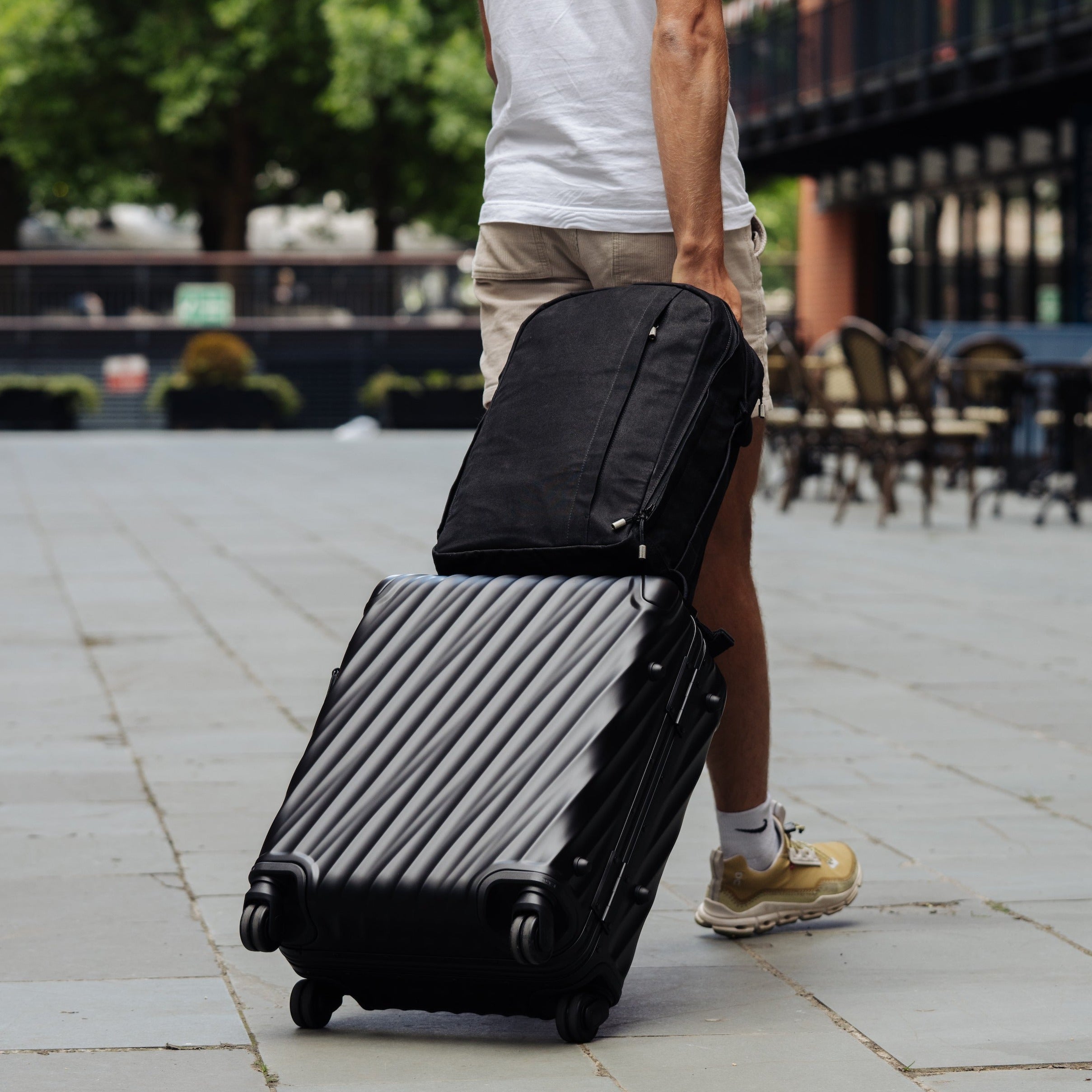 W301BLA-CHA-BRA Everyday Pack 21L - Древесный уголь / Латунь Wingback  - Вид №23