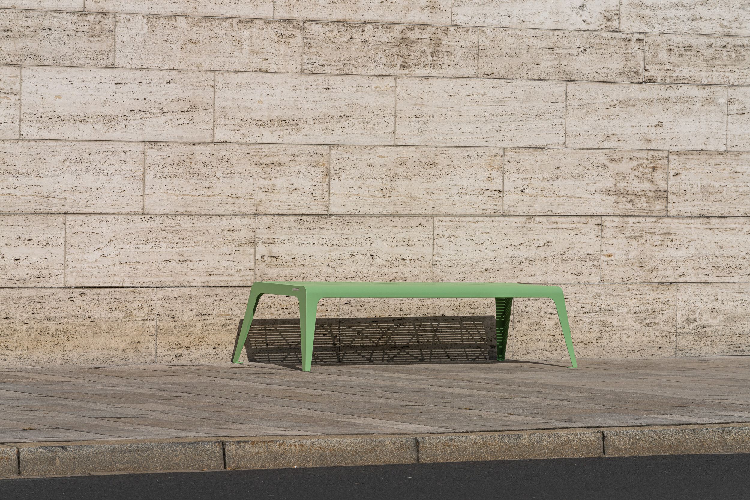 Скамья из нержавеющей стали без спинки BENKERT BANKE Chalidor ARCH-00142394 - Вид №2