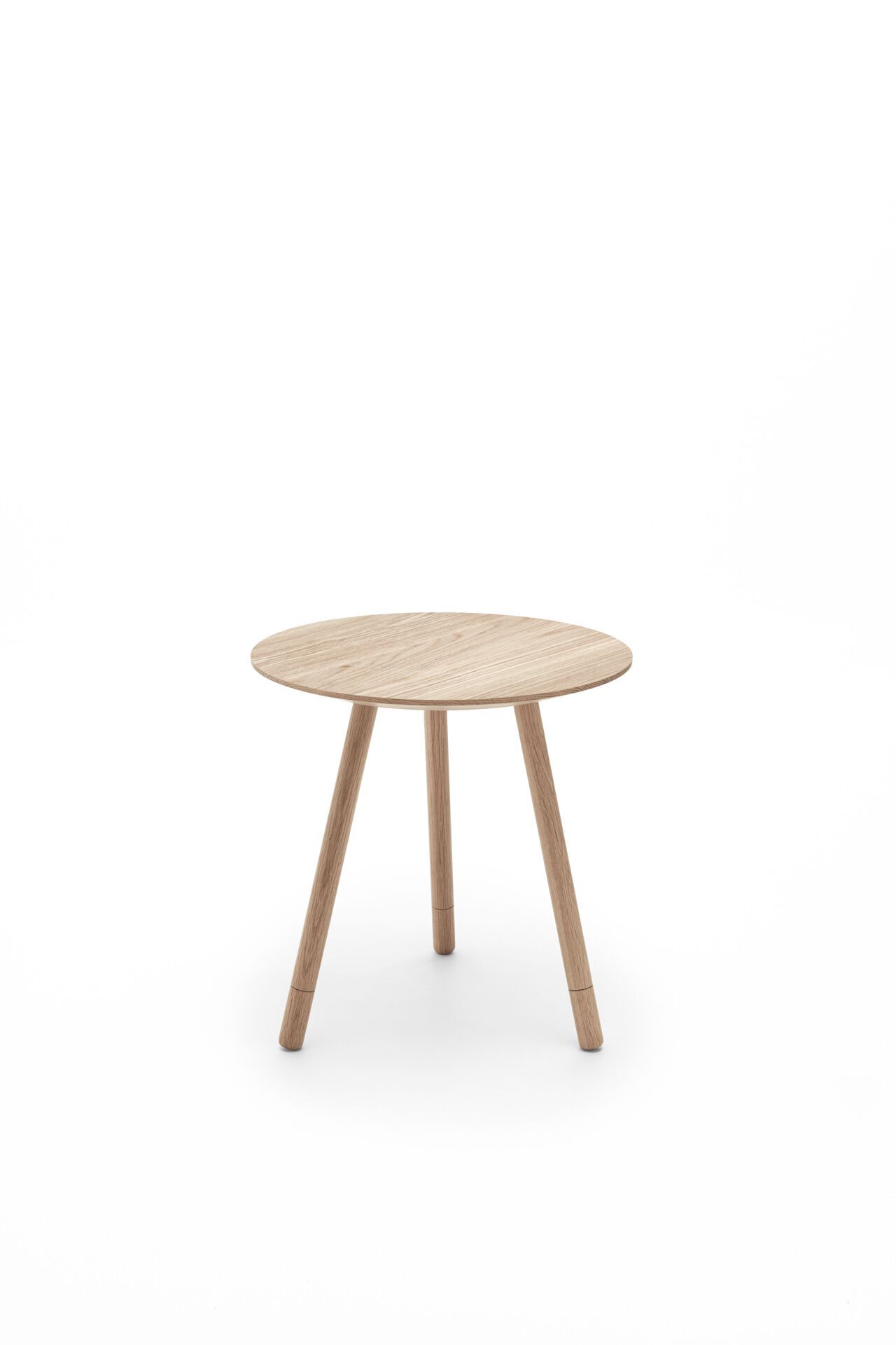 Круглый деревянный журнальный столик Omelette Editions BISON ARCH-00096655 - Вид №5