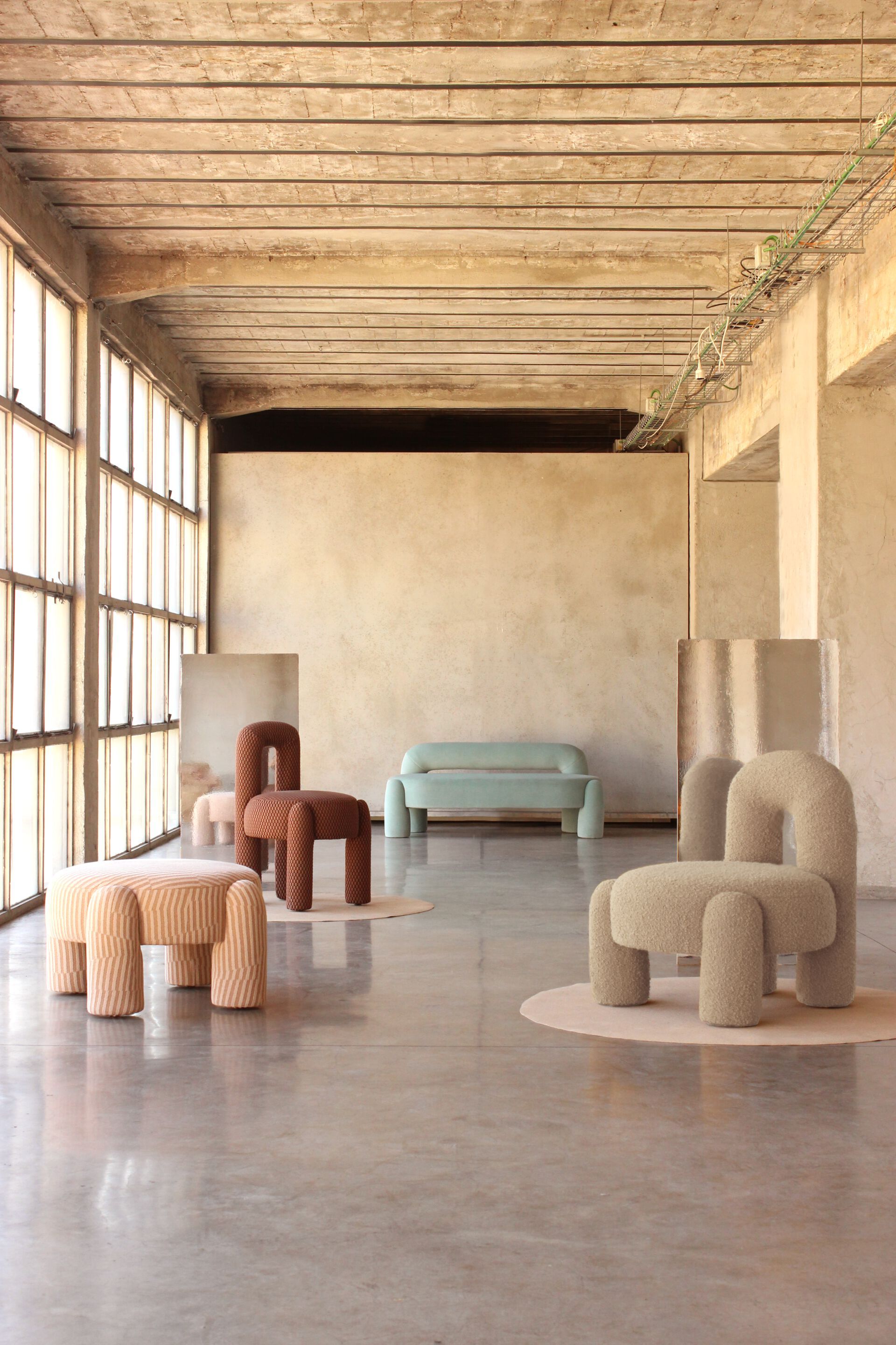 Бархатный пуф DOOQ Marlon ARCH-00082372 - Вид №6