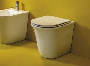 Напольный керамический туалет